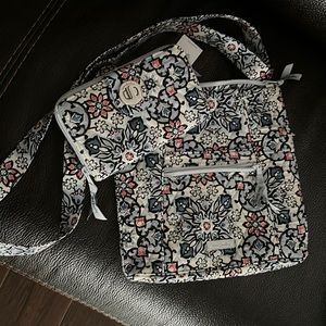 Vera Bradley Cross Body